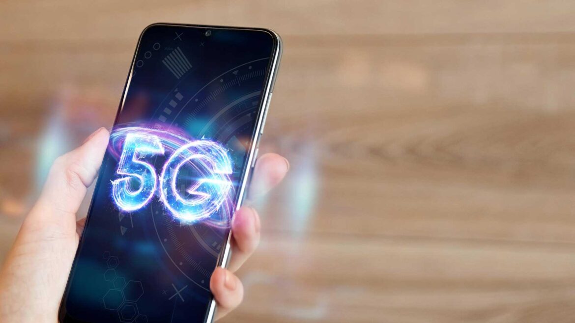 5G Evolution in mobile gadgets.