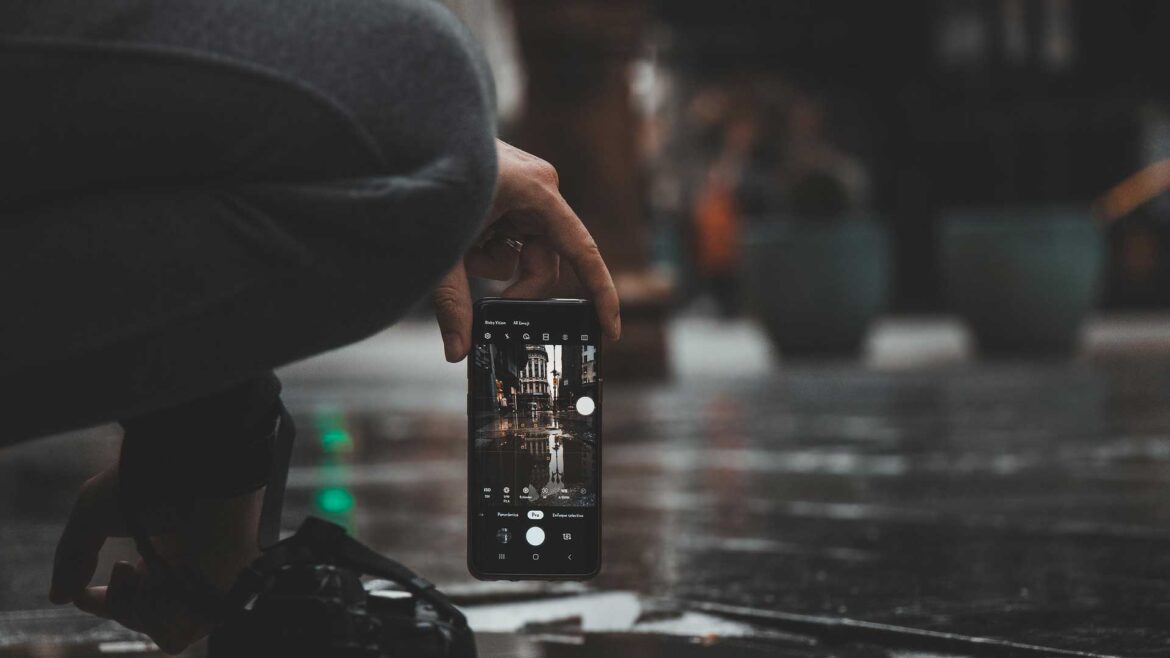 Camera Accessories For Your Smart Phones.