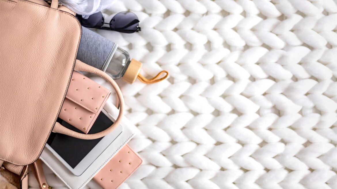 DIY Purse Organization.